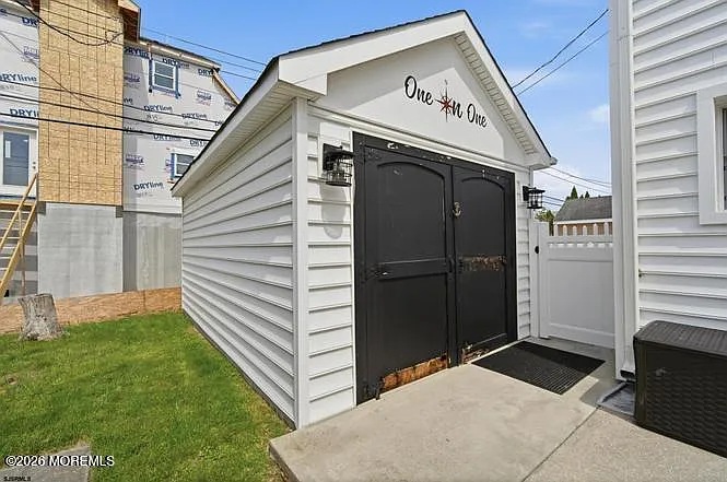 407 N Douglas Ave — Photo 14