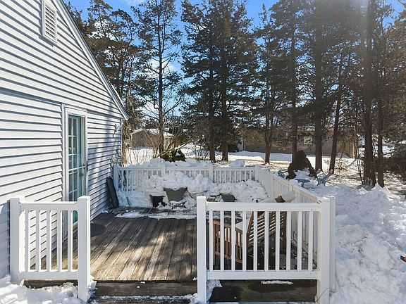 5th image of 5 Reservation Rd