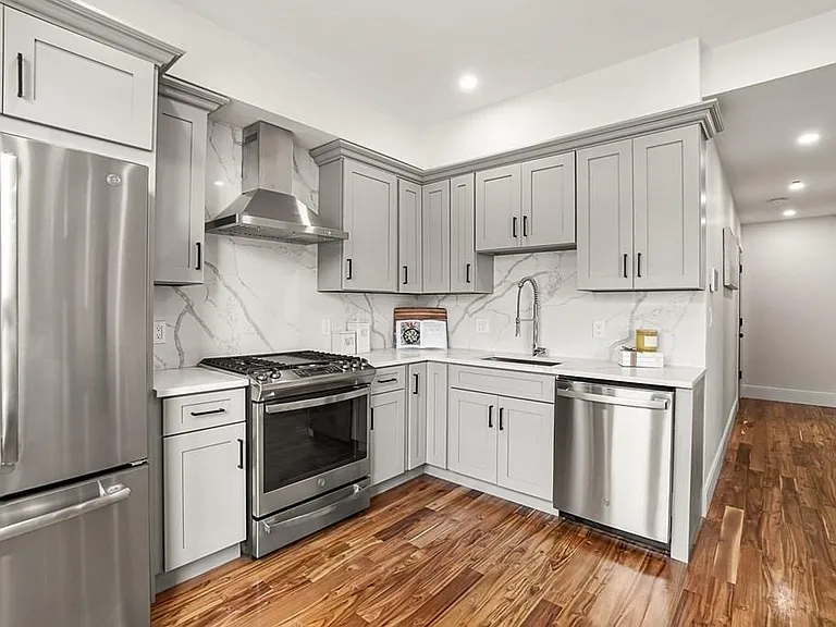 217 D St #3 — Photo 3
