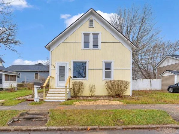 409 N 5th St, Saint Clair, MI 48079