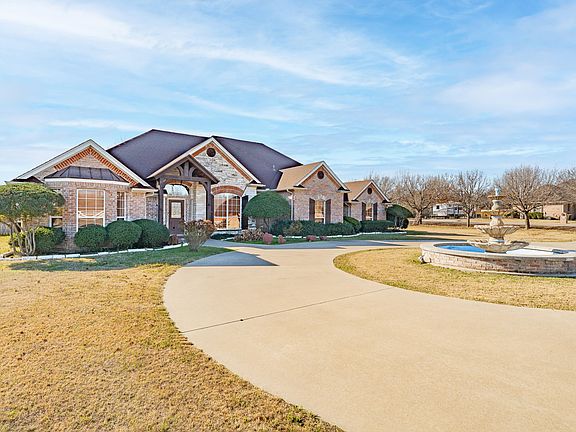 2nd image of 812 Alconberry Dr