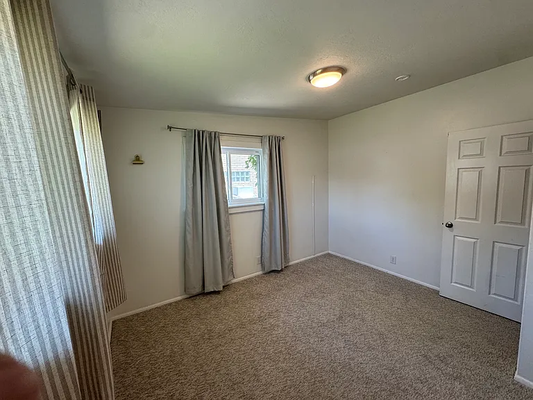 1515 N 1880 W — Photo 5