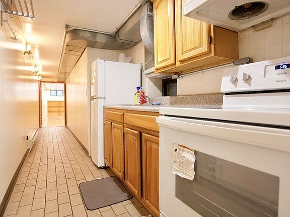 5th image of 36 Orchard St #1BA