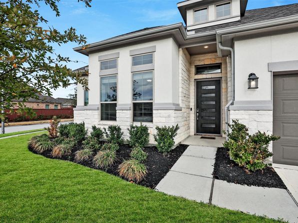 7318 Shepherds Glen Ln, Spring, TX 77379
