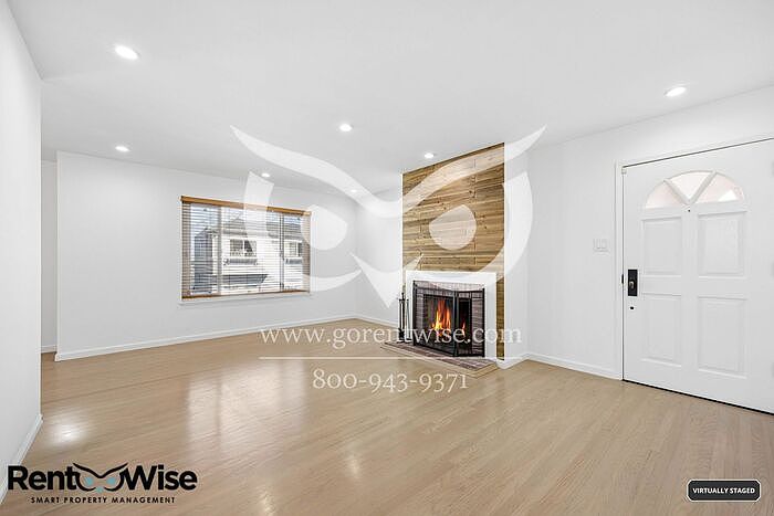 1st image of 373 Baltimore Way