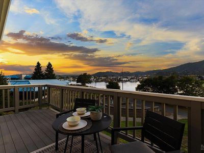 40 Drakes View Circle, Kentfield, CA, 94904