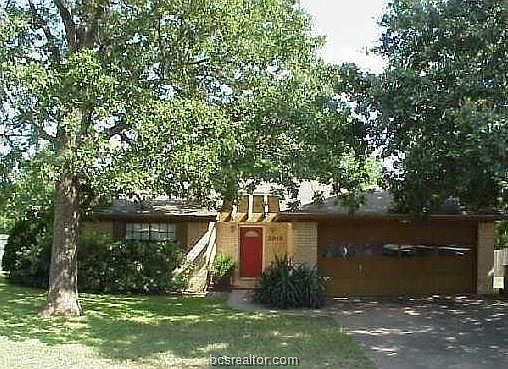1st image of 2613 Westwood Main Dr