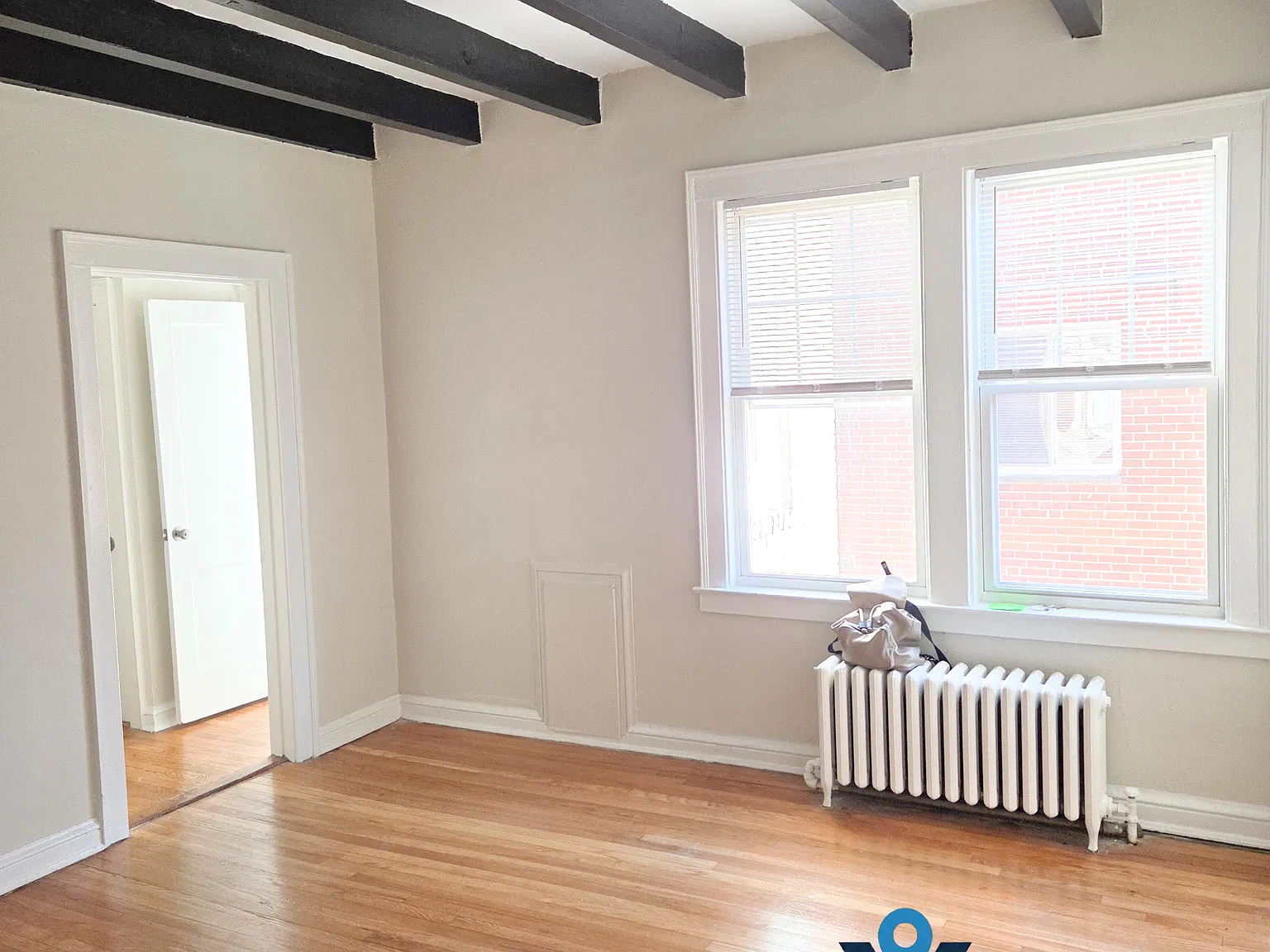 1 bed, 950 sqft, $1,100 — Photo 2