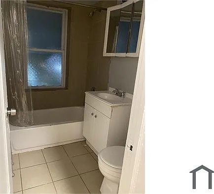 9453 S Loomis St #301 — Photo 4