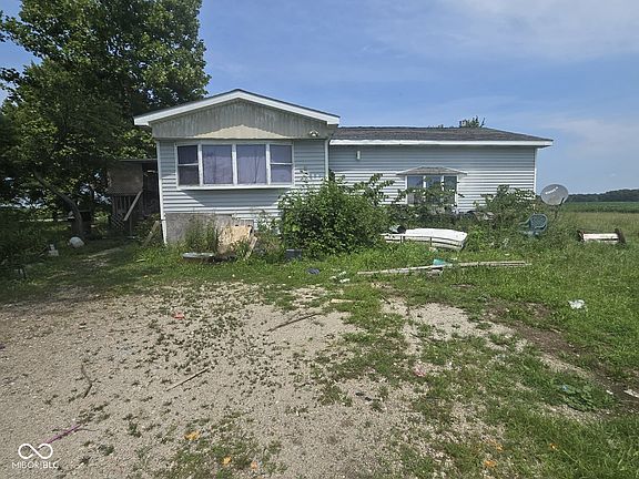 2nd image of 2855 S Us Highway 41