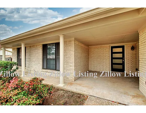 10901 Thicket Trl Photo 1