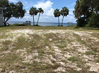 127 Eufaula St, Gulf Breeze, FL 32561