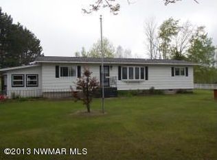 2875 Royal Oak Dr NW, Baudette, MN 56623
