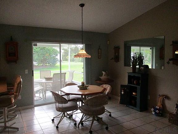5th image of 23 Lansing Ln