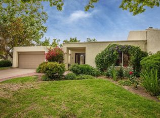 548 Hollyburne Ln, Thousand Oaks, CA 91360