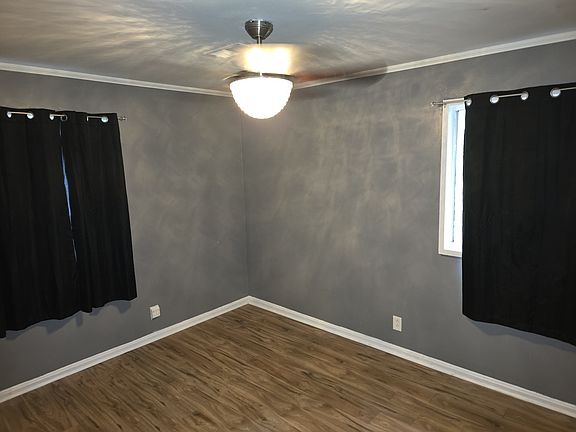 2nd image of 203 Grovewood Dr