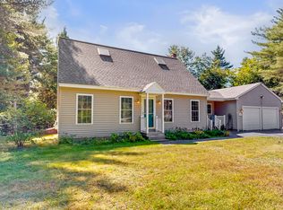 67 Saunders Rd, Mechanic Falls, ME 04256