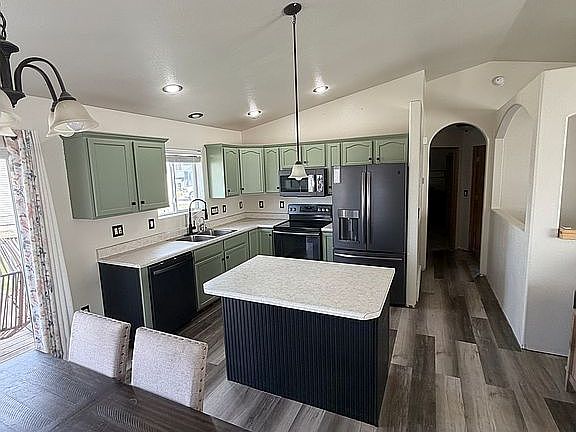 5th image of 169 Adonia Ln