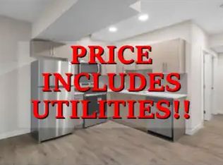 5042 Chappelle Rd SW #1A, Edmonton, AB T6W4H7