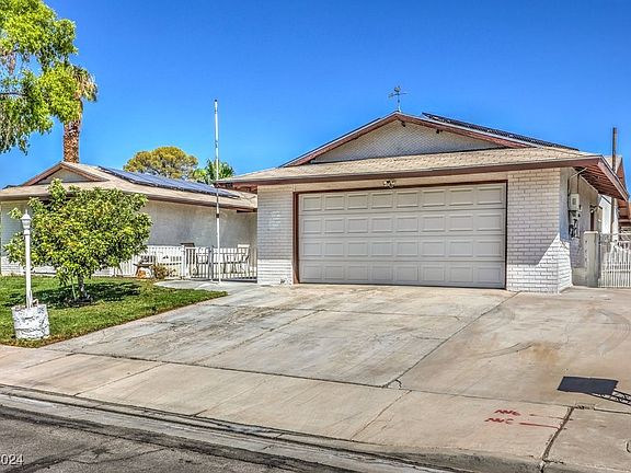 3rd image of 6368 Bullion Blvd