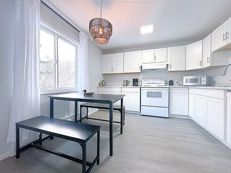 1703 McKinley Ave #2 — Photo 4