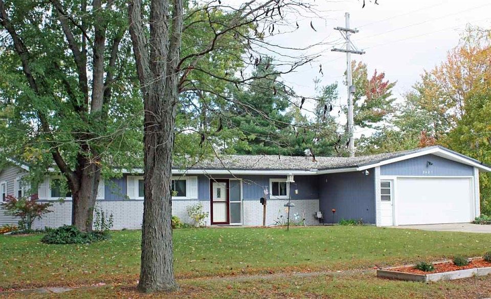 1st image of 2423 Brookfield Dr
