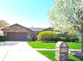913 Notis Ct, Schaumburg, IL