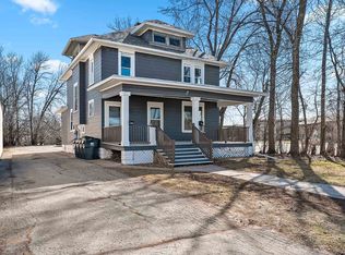 209 Nicolet Blvd, Neenah, WI