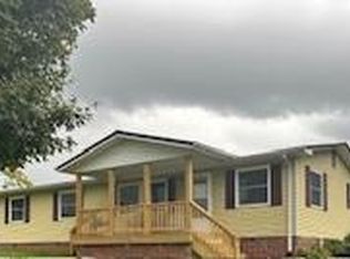 295 Blankenship Dr, North Tazewell, VA 24630