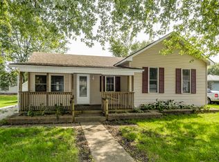 18 Castle St, Sandwich, IL 60548