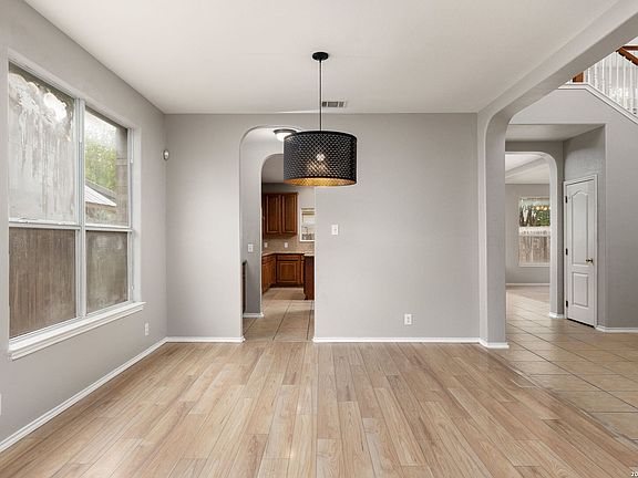 3rd image of 2505 Fullerton