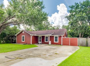 629 Honey Ridge Ln, Hinesville, GA 31313