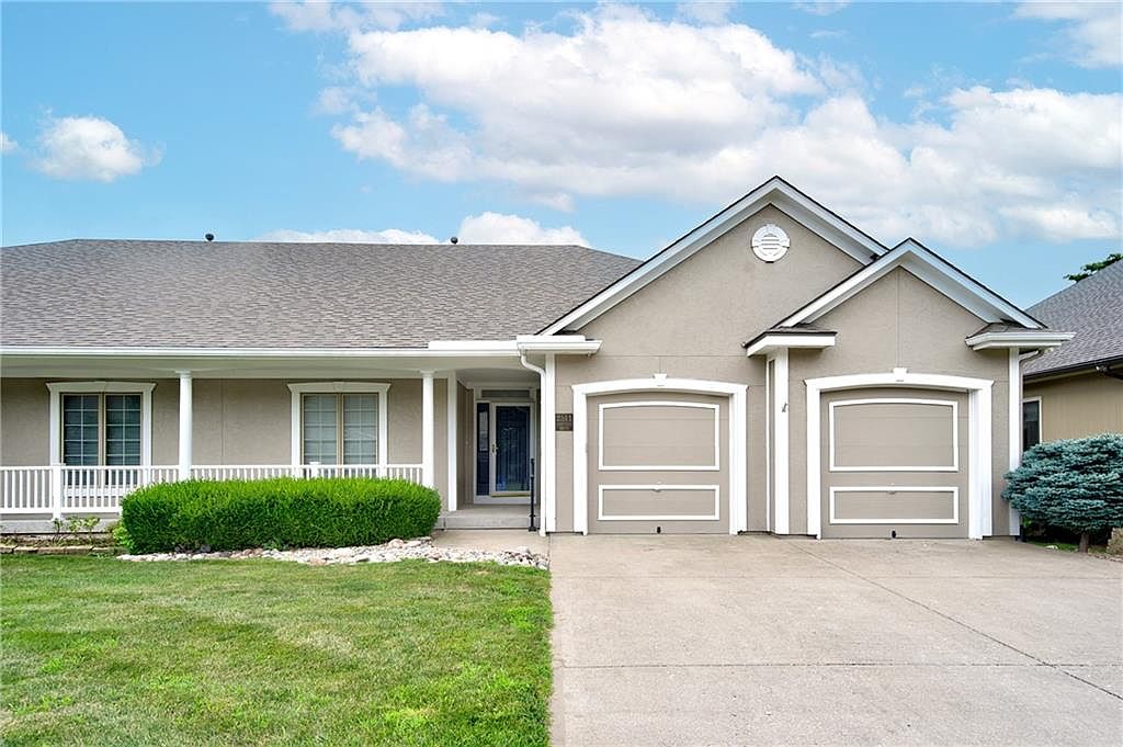 2511 NW Ashurst Dr, Lees Summit, MO 64081 | Zillow