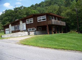 130 Brook St, Rochester, VT 05767