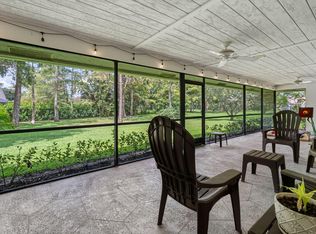 15165 Meadow Wood Dr, Wellington, FL 33414