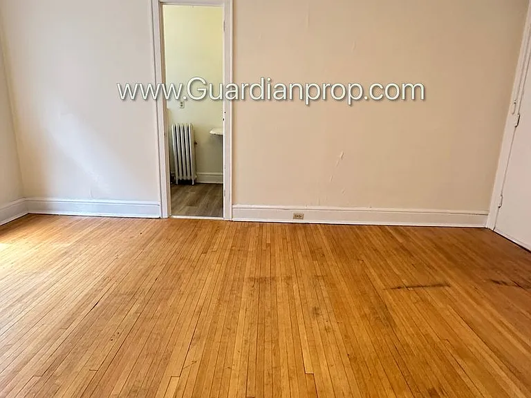 2876 Humboldt Ave S #205 — Photo 18