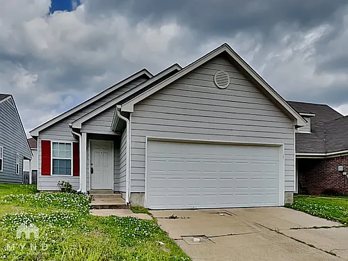 4828 Royal Run Dr Photo 1