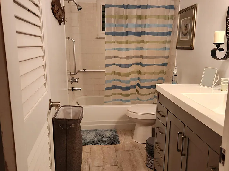 12255 Mallory Dr — Photo 7
