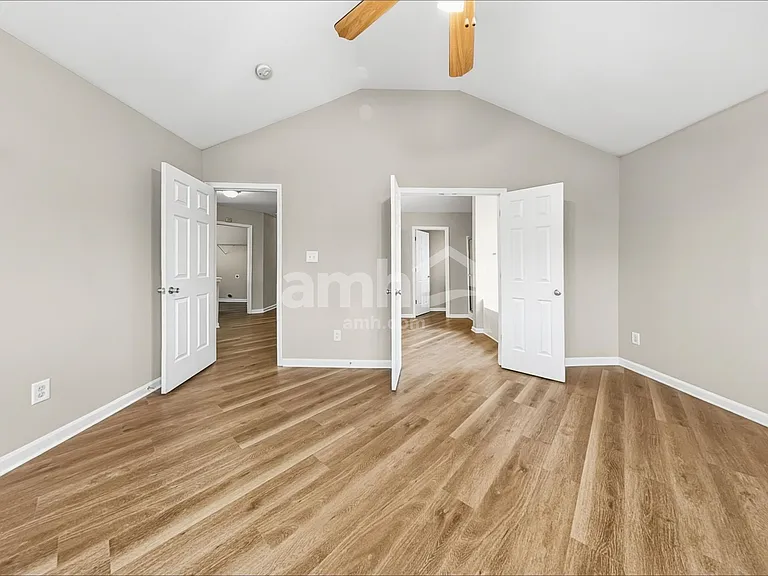 3919 Carolina Cherry Dr — Photo 11