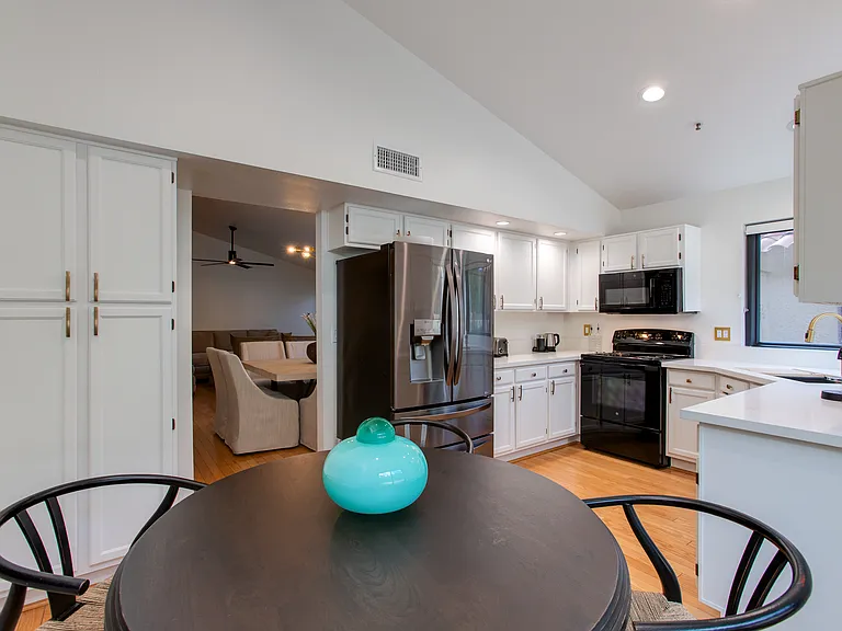 8700 E Mountain View Rd #1084 — Photo 16