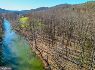 Croston Rd, Paw Paw, WV 25434