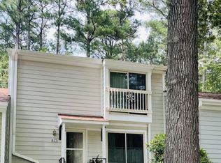 825 Green Ridge Dr, Raleigh, NC 27609