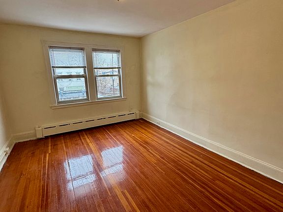 4th image of 22-30 26th St #2R