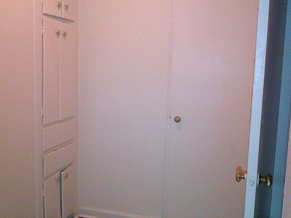 3rd image of 1600 Caton Ave APT 2B