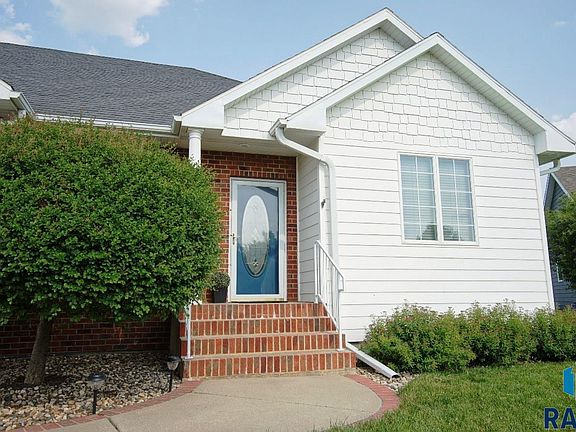 2nd image of 4924 S Kalen Pl