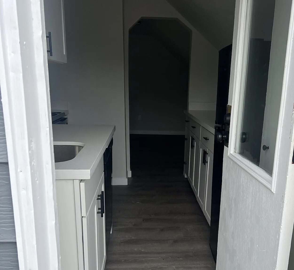 1 bed, 1.0 bath, $1,000 — Photo 2