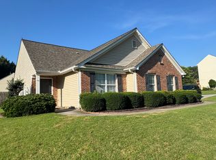 1002 Pine Isle Ct, Sugar Hill, GA 30518