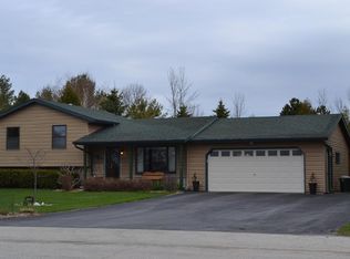 4384 Cricket Ln, Sturgeon Bay, WI 54235