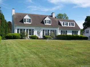 6748 Chestnut Ridge Rd, Lockport, NY 14094