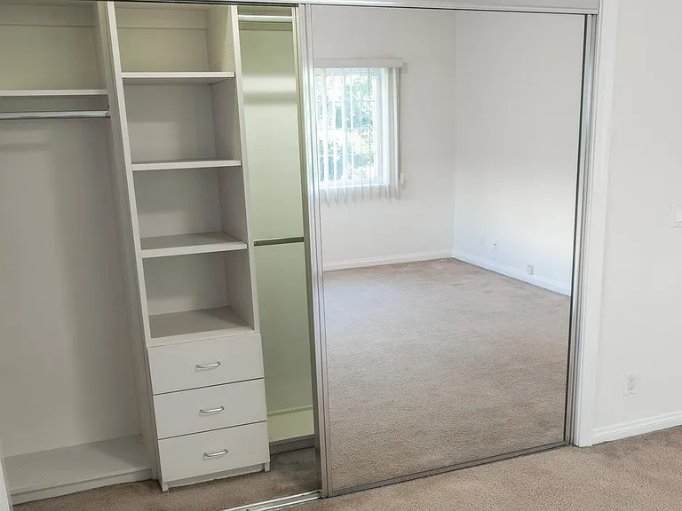 1731 Corinth Ave #201 — Photo 11